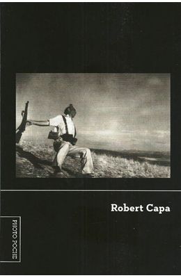 PHOTO-POCHE---ROBERT-CAPA